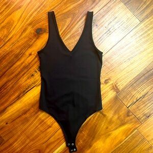 Abercrombie & Fitch Deep V-neck Bodysuit